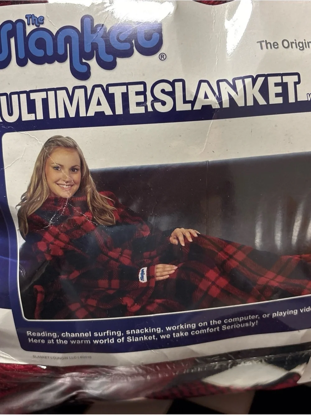 UltimateWearable Blanket in Red Plaid